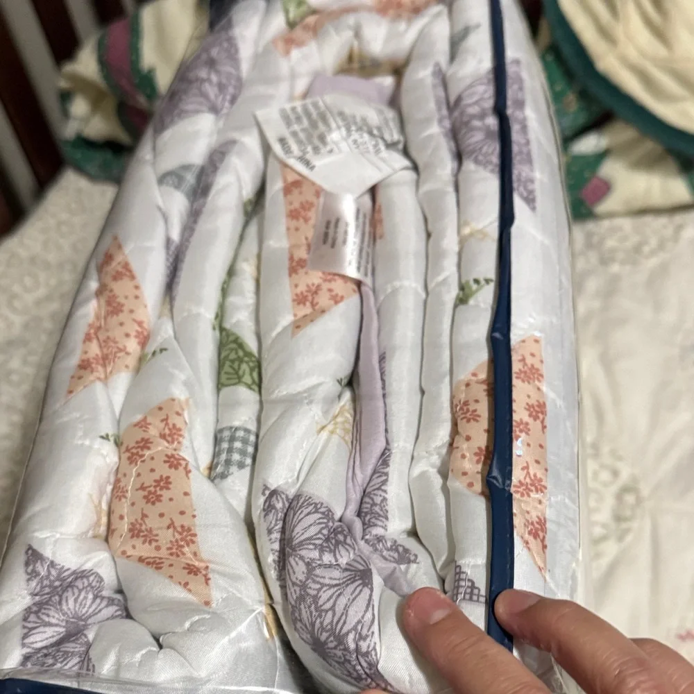 Canon Classic Quilt Set - White, Pink, and Green